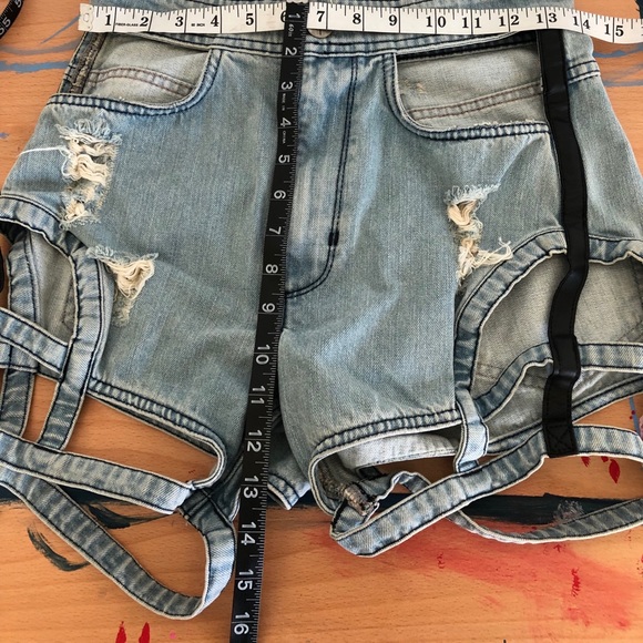 BITCHING AND JUNK FOOD SHORTS - Picture 8 of 8